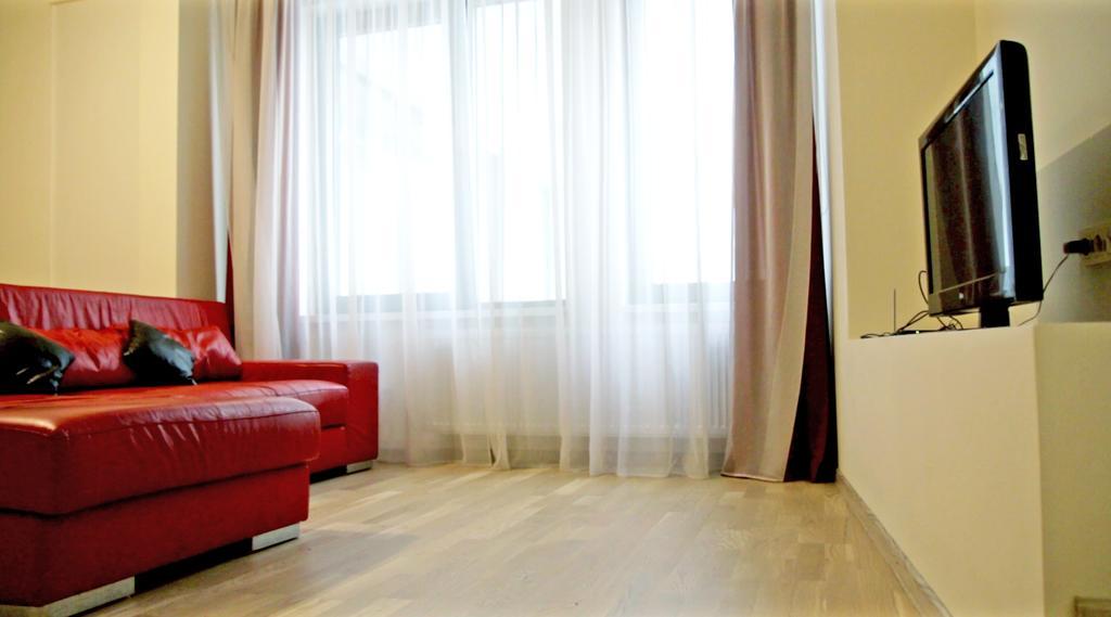Old Town Apartment With Private Elevator Riga Buitenkant foto